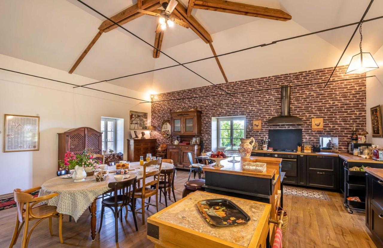 La Maison du Pinier Breuil-Barret Extérieur photo