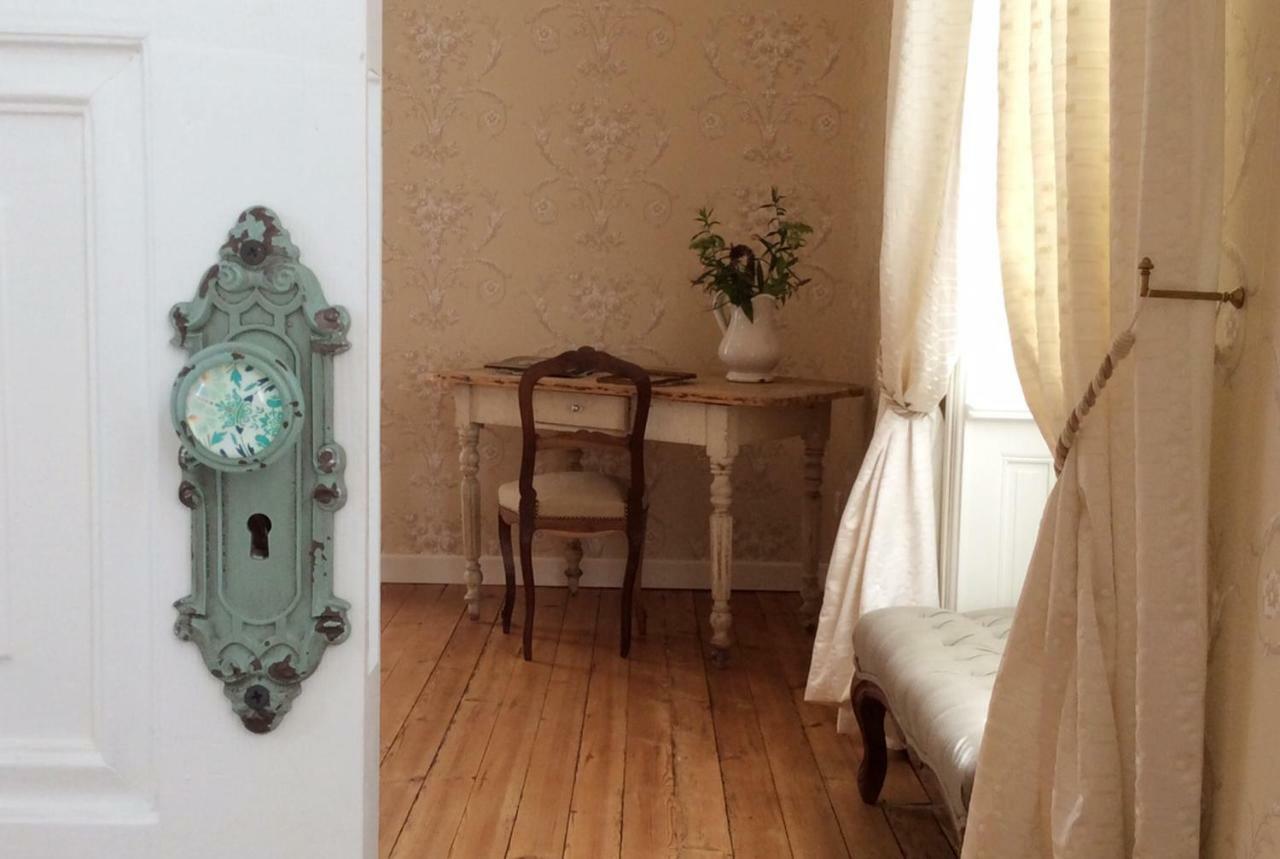 La Maison du Pinier Breuil-Barret Extérieur photo