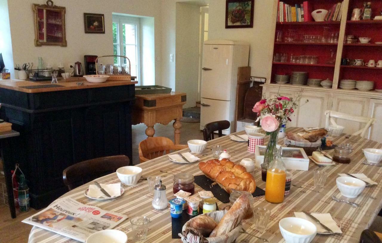 La Maison du Pinier Breuil-Barret Extérieur photo